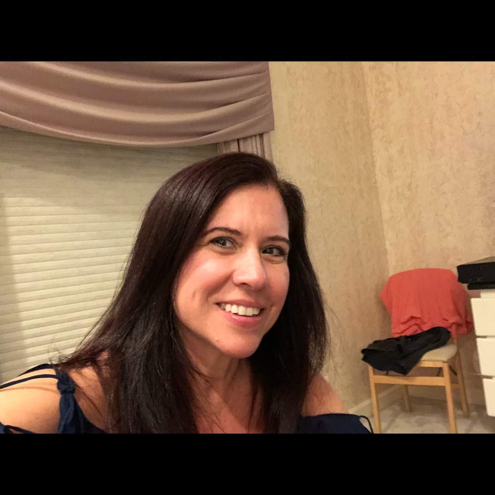 Meet your Posher, Gina